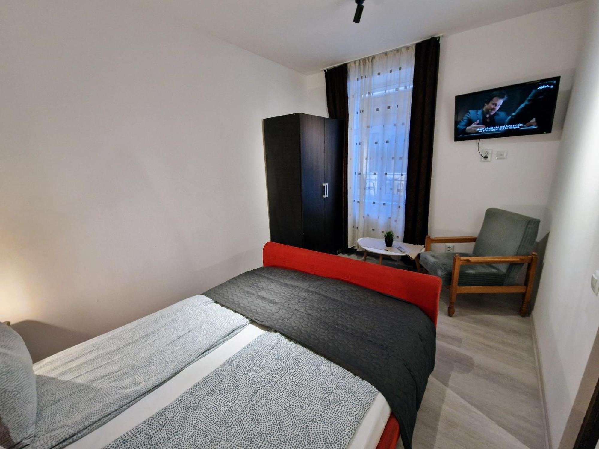 Key Apartments In Main Square Брашов Екстер'єр фото